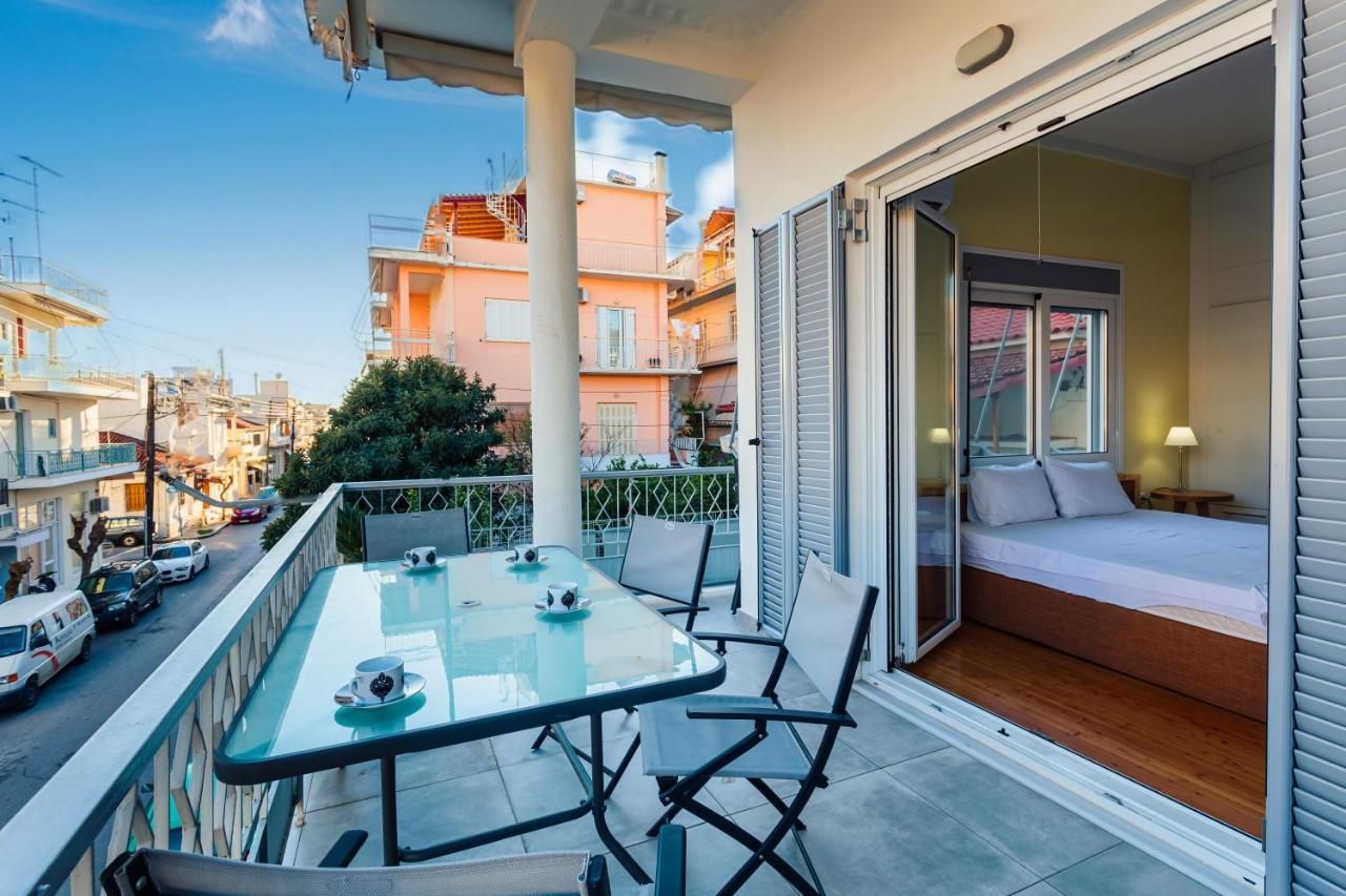 Upscale Modern Escape In The Historic Center Apartment Kalamata Exterior photo